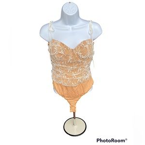 Fashion Nova, Lace Bodysuit, Size M